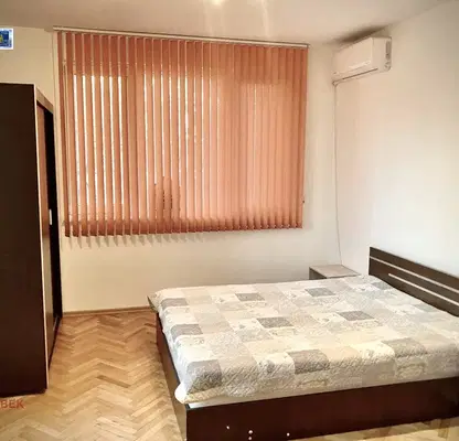 Photo 4 — 3-bedroom apartment in Plovdiv, Kamenica 1
