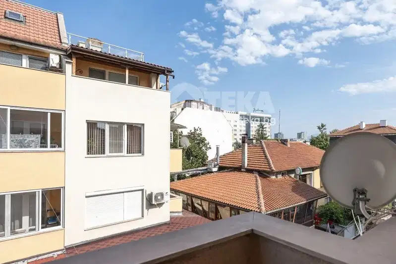 Two-room apartment with two terraces in Kamenitsa 2, Plovdiv