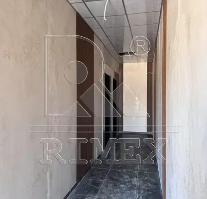 Photo 2 — Three-room apartment in Kamenitsa 2 with two bathrooms and balconies