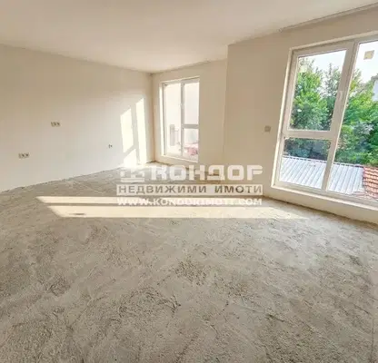 Photo 2 — Spacious 4-room apartment in Komatevo with elevator