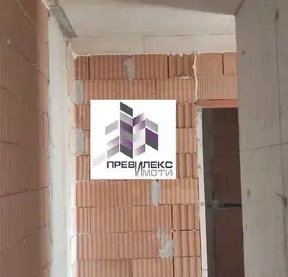 Снимка 4 — Тристаен апартамент в Коматевски възел, Пловдив с тераса