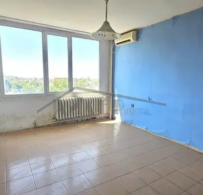 Photo 3 — 2-room apartment in Karshiyaka with terrace and parking
