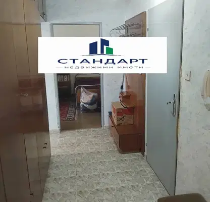 Снимка 2 — Двустаен апартамент в Кършияка, Пловдив с две тераси