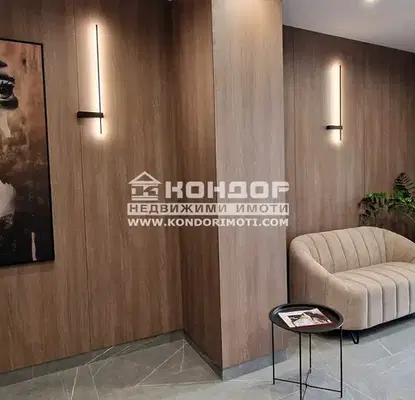 Photo 2 — Three-room apartment in Karsiyaka with panoramic terrace