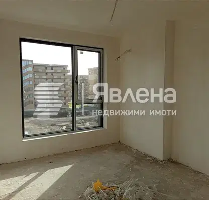 Снимка 3 — 3-стаен апартамент в Кършияка с южна тераса в Пловдив