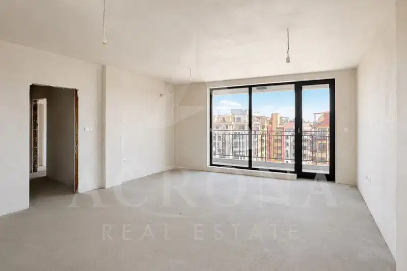 Three-room apartment with two terraces in Karshiyaka, Plovdiv