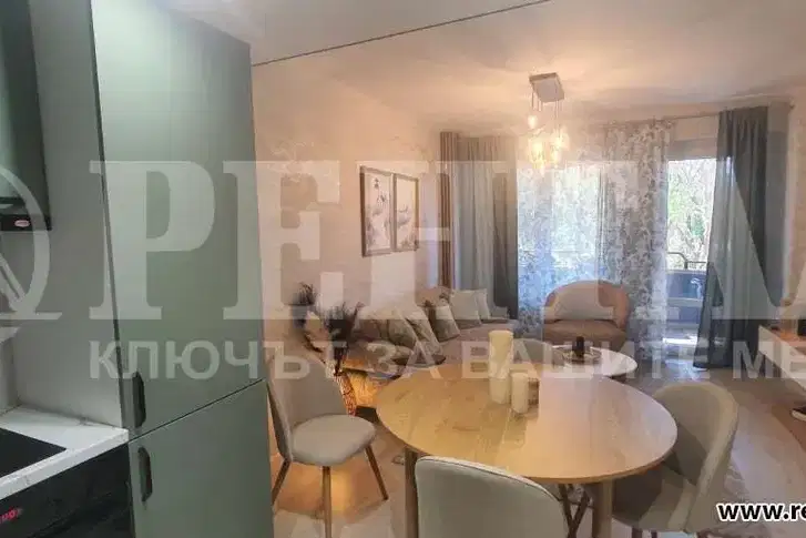 Тристаен апартамент в Пловдив, Кършияка