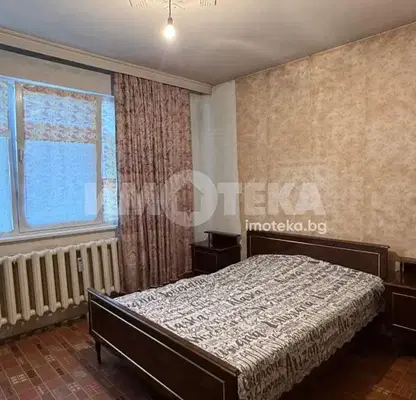 Снимка 5 — Тристаен апартамент с две тераси в Кършияка, Пловдив