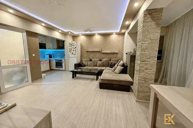 Maisonette with 4 bedrooms and panoramic terraces in Karshiyaka, Plovdiv
