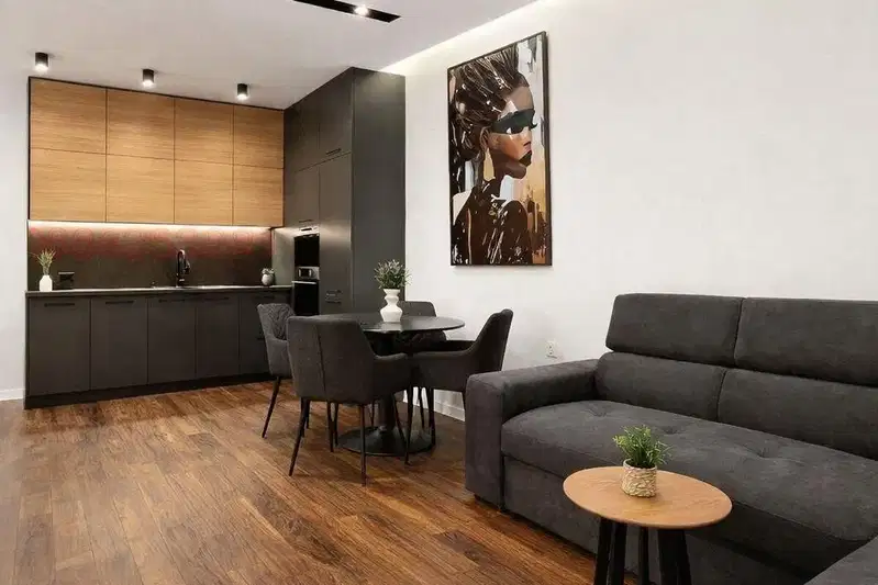 Two-room apartment in Karshiyaka, Plovdiv with elevator and luxury furnishings