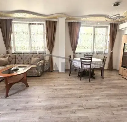 Photo 5 — Three-room apartment in Karshiyaka with terrace and luxury furnishings