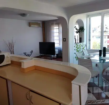 Photo 3 — Spacious 3-room apartment in Karshiyaka, Plovdiv