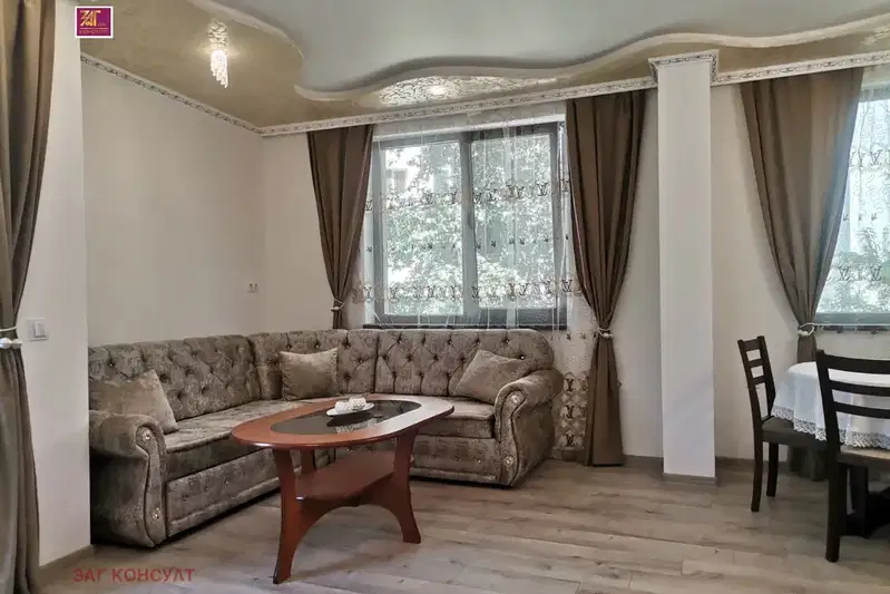 Тристаен апартамент с климатици в Кършияка, Пловдив