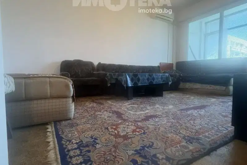 One-room apartment in Kyuchuk Parij, Plovdiv with elevator