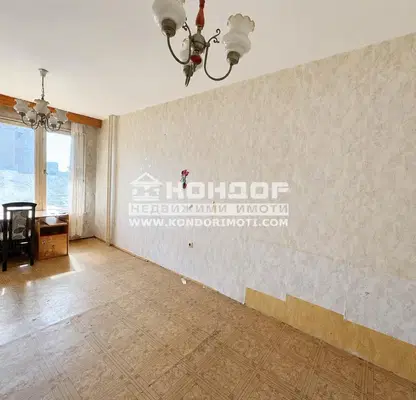 Photo 2 — 2-room apartment in Kyuchuk Parizh, Plovdiv, suitable for renovation