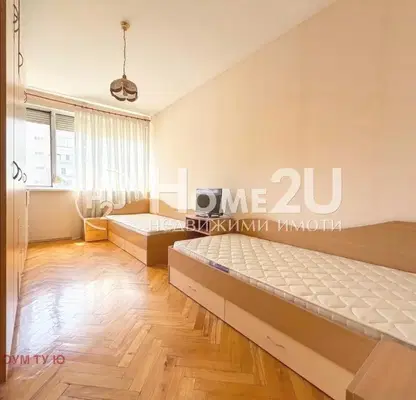 Photo 2 — Two-room apartment in Kyuchuk Parizh with terrace and parking