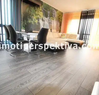 Photo 2 — Three-room apartment with panoramic terrace in Kyuchuk Parizh, Plovdiv