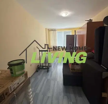 Photo 5 — Three-room apartment in Kyuchuk Parizh with functional layout