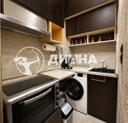 Снимка 3 — Тристаен апартамент в Кючук Париж с тераса до Слънчеви лъчи