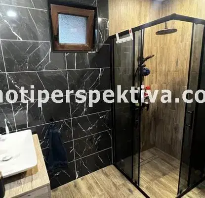 Снимка 5 — Тристаен апартамент с две тераси в Кючук Париж, Пловдив