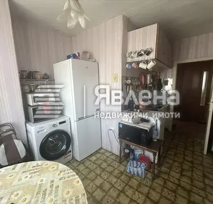 Снимка 2 — Четиристаен апартамент в Кючук Париж, Пловдив с две тераси