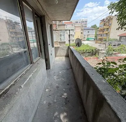 Photo 2 — Spacious 4-room apartment in Kyuchuk Parij with garage