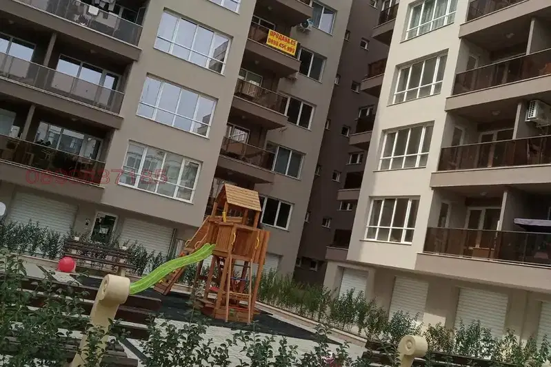 Two-room apartment with garage in Kyuchuk Parizh, Plovdiv