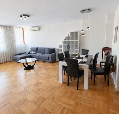 Photo 2 — Three-room apartment in Studentski Halm, Plovdiv, 130 sq m