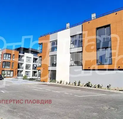 Photo 2 — Spacious 2-room apartment in Ostromila with large terrace