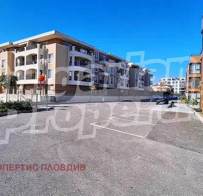 Photo 4 — Spacious 2-room apartment in Ostromila with large terrace