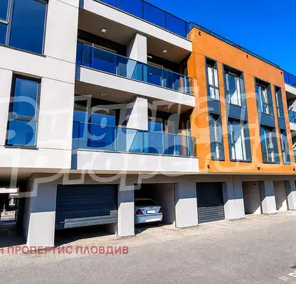 Photo 5 — Spacious 2-room apartment in Ostromila with large terrace