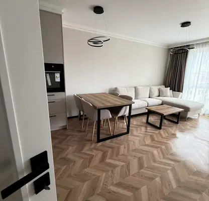 Photo 3 — Two-room apartment in Ostromila with panoramic view