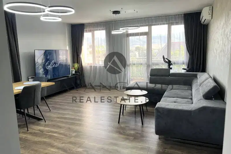 3-bedroom apartment in Plovdiv, Ostromila