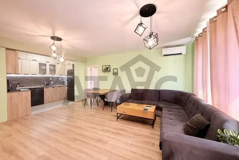 Three-room apartment with garage in Ostromila, Plovdiv