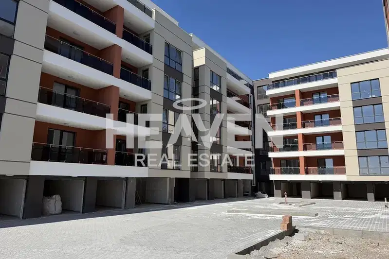 Three-room apartment with south aspect in Ostromila, Plovdiv