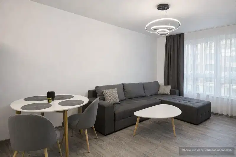 Two-room apartment in Ostromila with elevator and renovated