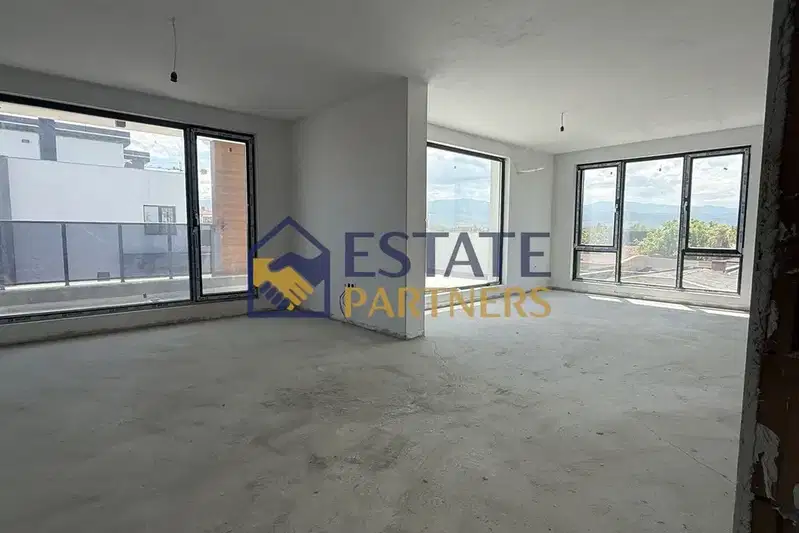 Four-room apartment with large terrace in Plovdiv, Otdih i kultura