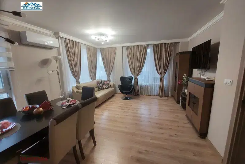 Луксозен 2-стаен апартамент с тераса в Гребна база, Пловдив
