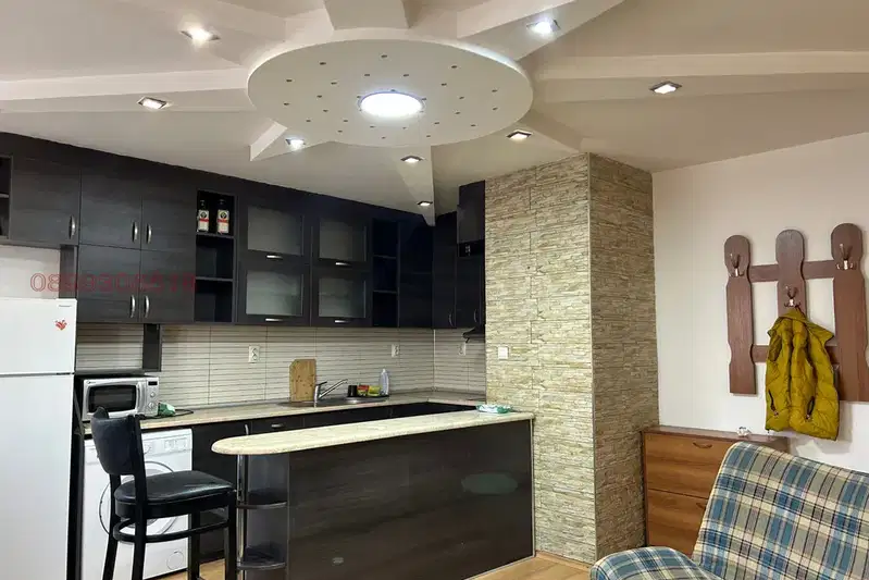 Three-room apartment in Sadiyski, Plovdiv with elevator and luxury renovation
