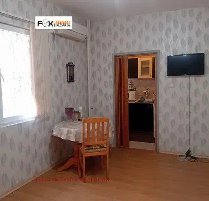 Photo 3 — One-room apartment in Trakiya, Plovdiv with terrace