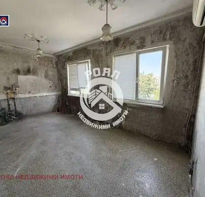 Снимка 3 — Двустаен апартамент с 2 балкона в Тракия, Пловдив
