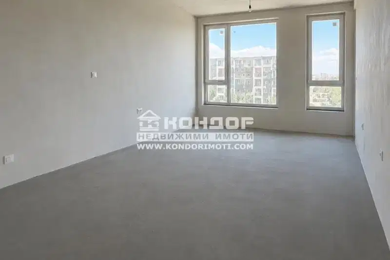 Two-room apartment in Trakiya with terrace and landscaped yard
