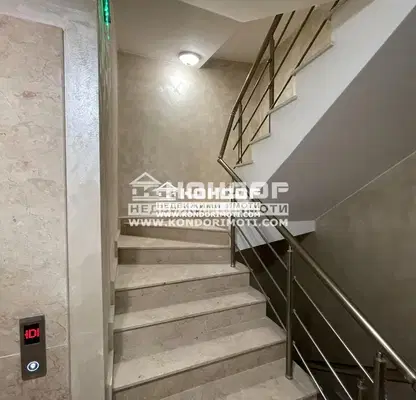 Снимка 4 — Тристаен апартамент в Тракия, Пловдив с тераса в нова сграда