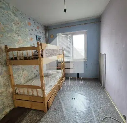 Снимка 3 — Тристаен апартамент с балкон в Тракия, Пловдив