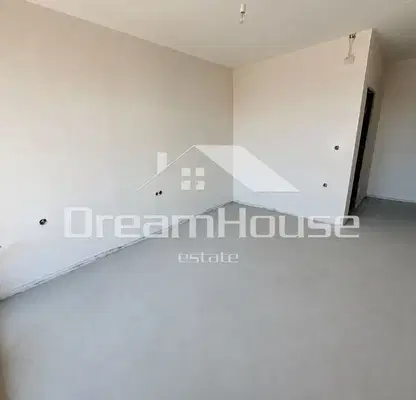Photo 3 — Three-room apartment with two terraces in Trakiya, Plovdiv