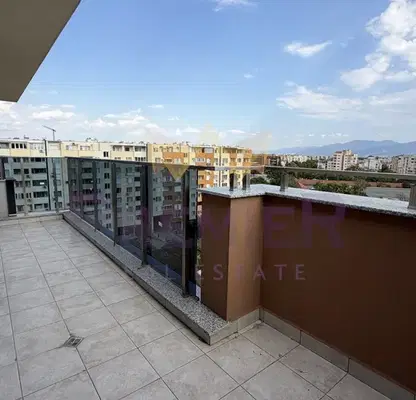 Photo 2 — Spacious 3-room apartment in Trakiya with panoramic terrace