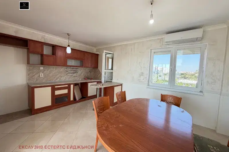 4-room apartment in Trakiya with two terraces in Plovdiv