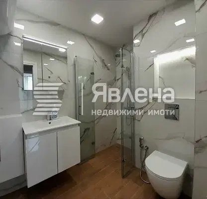 Снимка 4 — Двустаен апартамент с тераса в Тракия, Пловдив