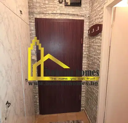 Снимка 4 — Двустаен апартамент с тераса в Тракия, Пловдив