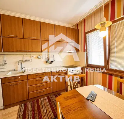 Снимка 4 — Тристаен апартамент с две тераси в кв. Въстанически, Пловдив
